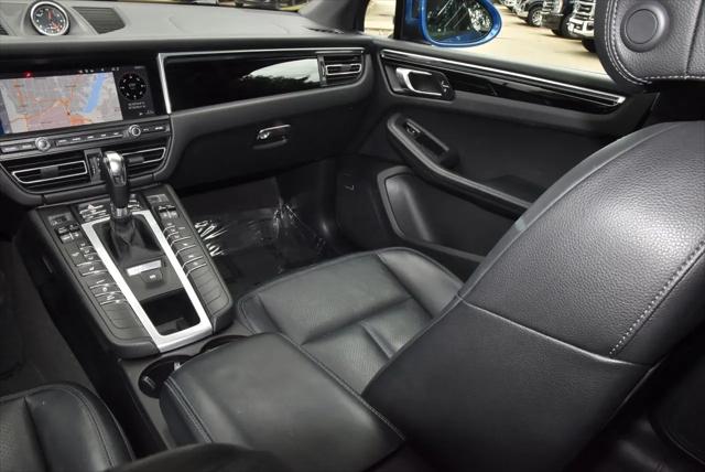 2020 Porsche Macan Macan