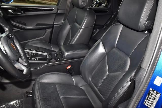 2020 Porsche Macan Macan