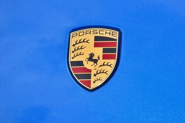 2020 Porsche Macan Macan