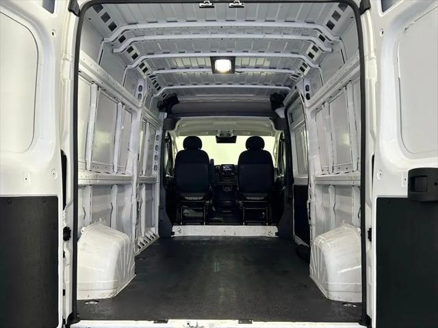 2025 Ram ProMaster 2500 Cargo Van Tradesman High Roof 159" WB w/Pass Seat