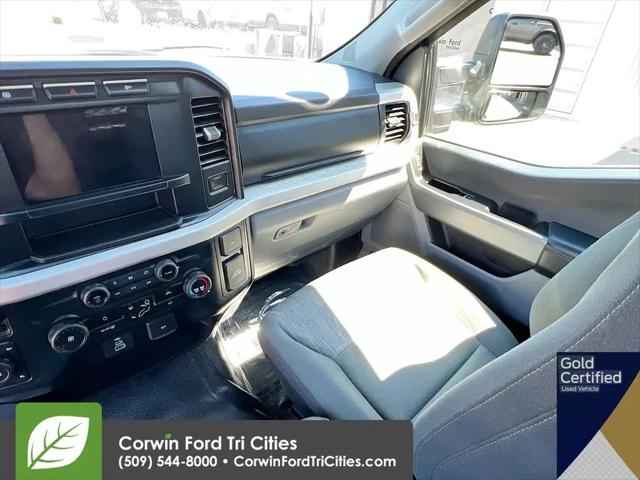 2023 Ford 600 XLT