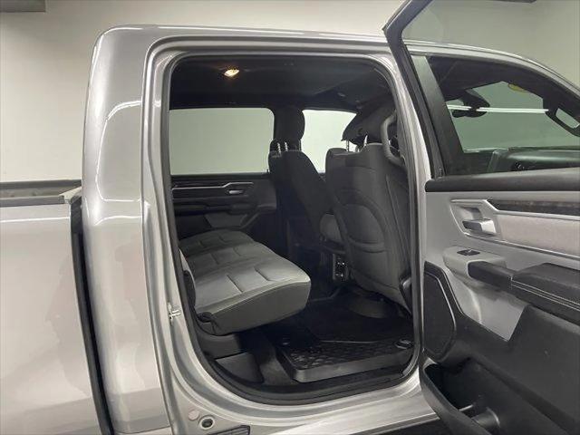 2021 Ram 1500 Big Horn Crew Cab 4x4 5'7" Box