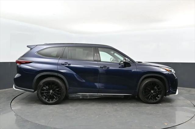 2025 Toyota Highlander XSE