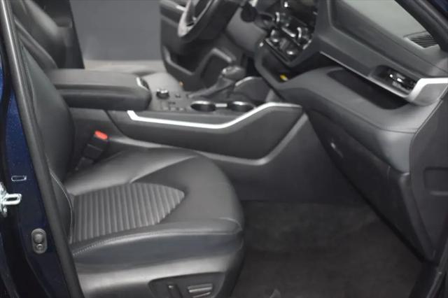 2025 Toyota Highlander XSE