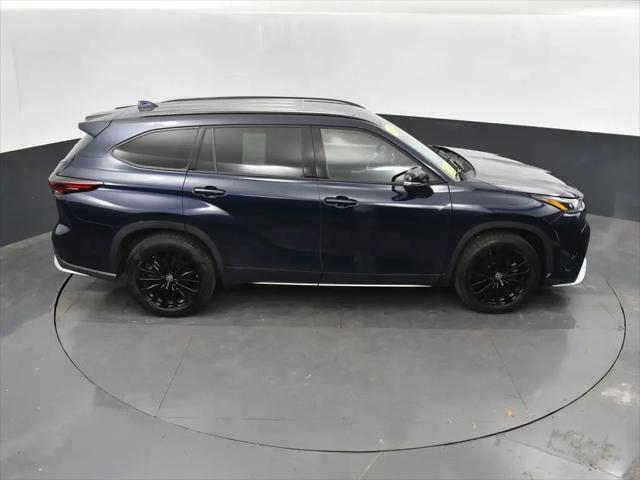 2025 Toyota Highlander XSE