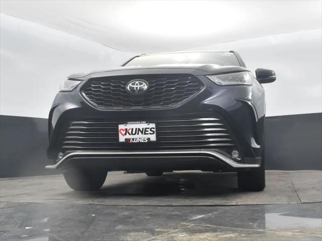 2025 Toyota Highlander XSE