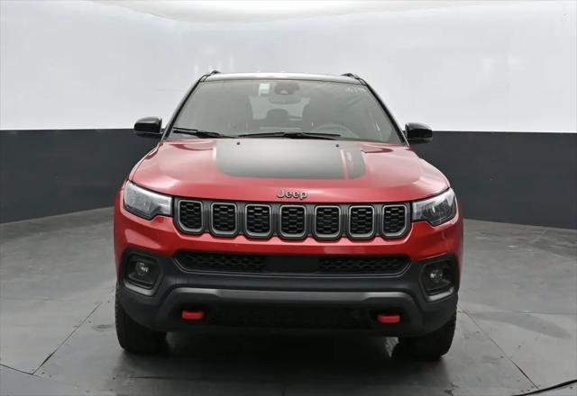 2025 Jeep Compass Trailhawk 4x4