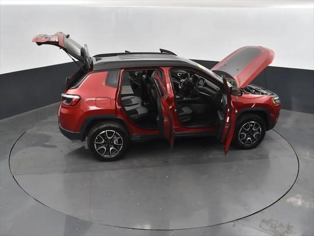 2025 Jeep Compass Trailhawk 4x4