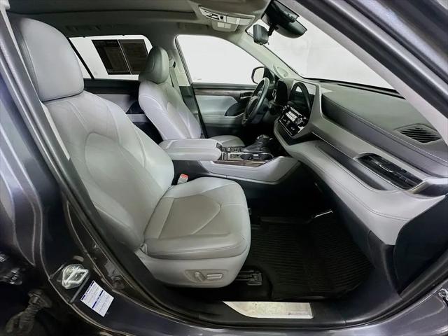 2021 Toyota Highlander Platinum