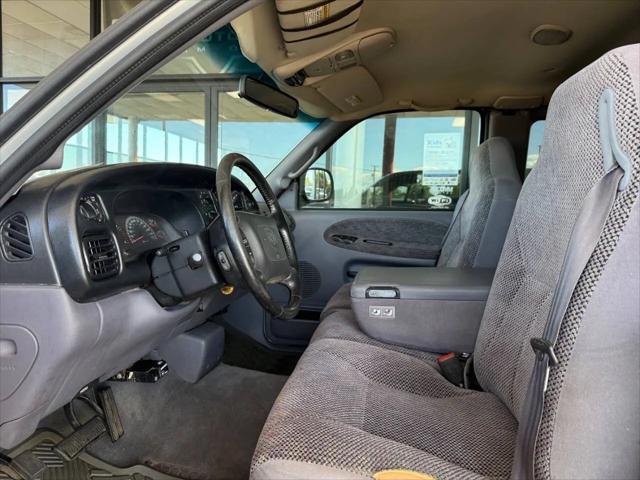 2000 Dodge Ram 2500 Base