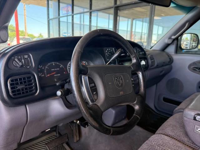 2000 Dodge Ram 2500 Base