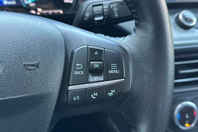 2022 Ford Maverick Lariat