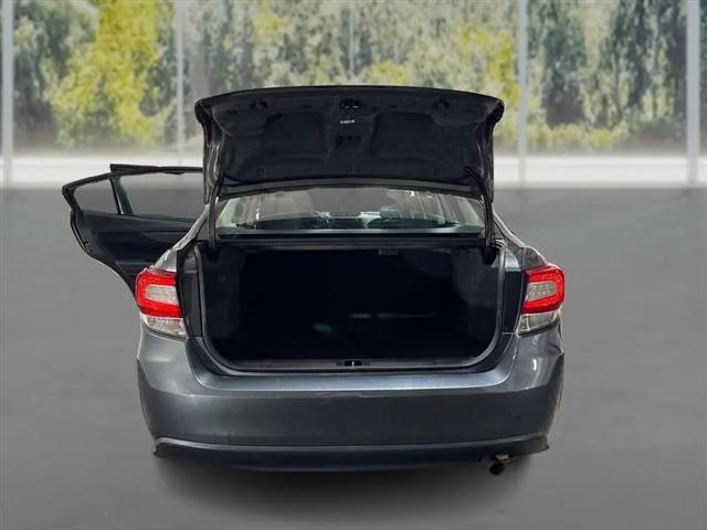 2019 Subaru Impreza 2.0i
