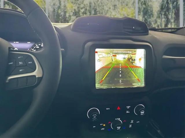 2023 Jeep Renegade Altitude 4x4