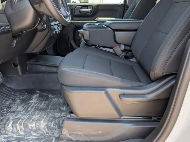 2026 Chevrolet Silverado 2500HD Crew Cab, Long Bed, WT, RWD