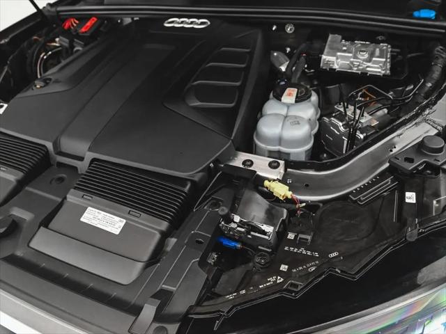 2023 Audi Q7 Premium Plus 45 TFSI quattro Tiptronic