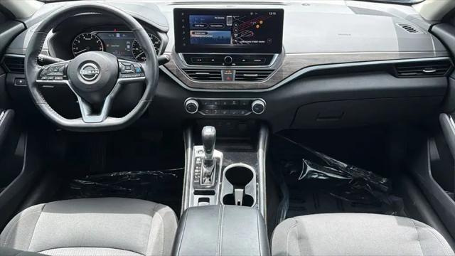 2023 Nissan Altima SV FWD