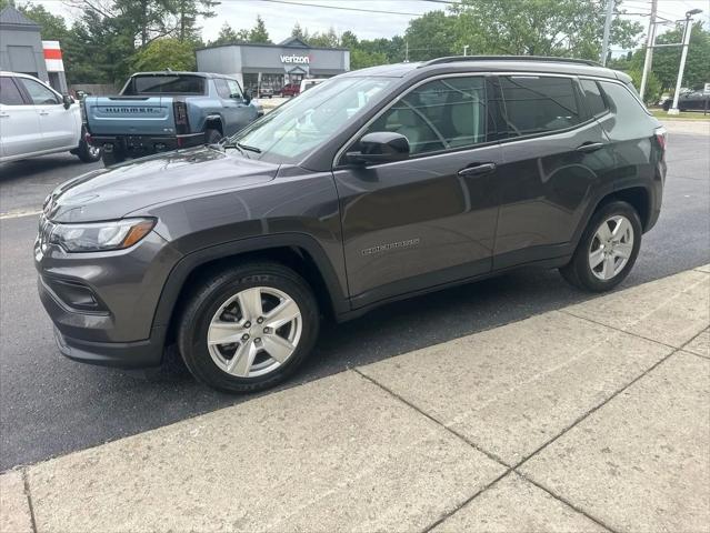 2022 Jeep Compass Latitude FWD