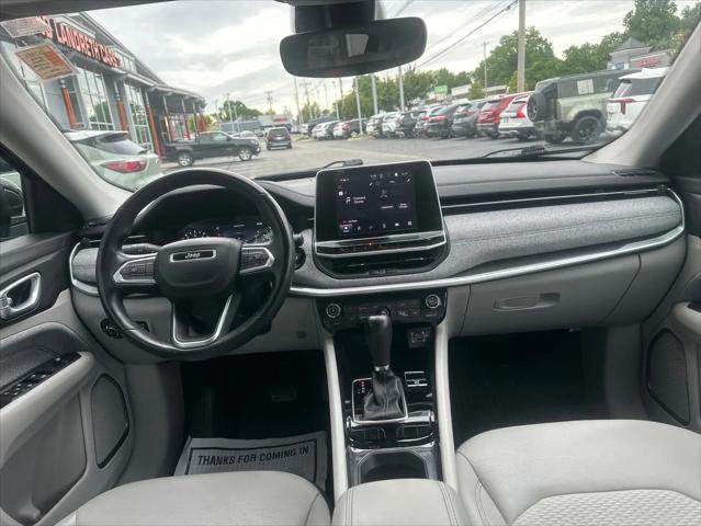 2022 Jeep Compass Latitude FWD