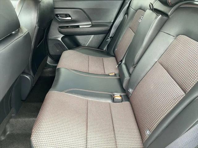 2025 Nissan Kicks SR FWD