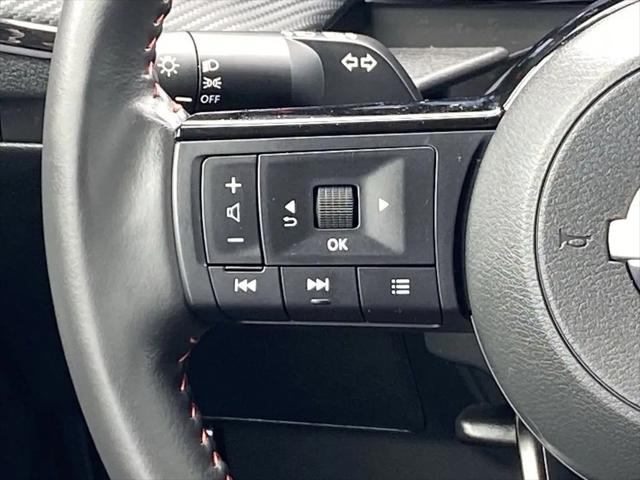 2025 Nissan Kicks SR FWD