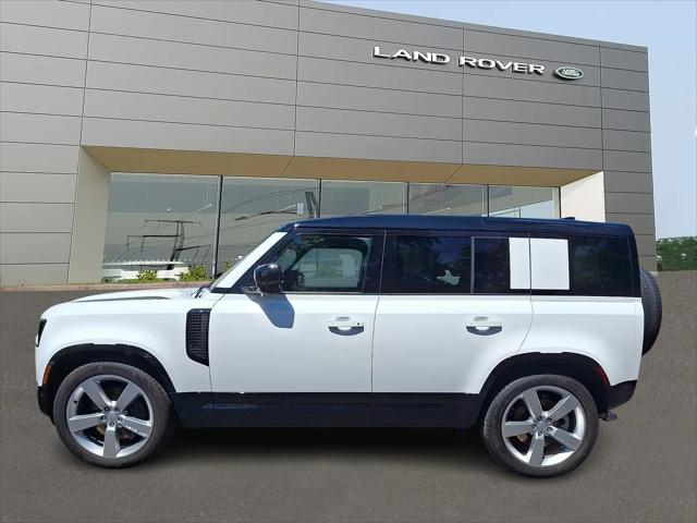 2025 Land Rover Defender 110 P500 X-Dynamic SE