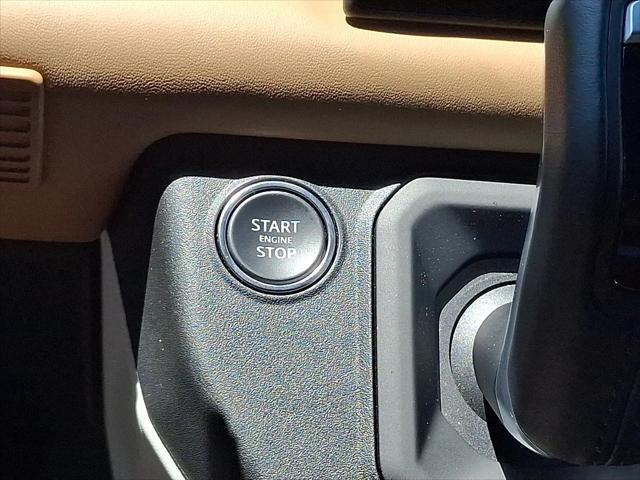 2025 Land Rover Defender 110 P500 X-Dynamic SE