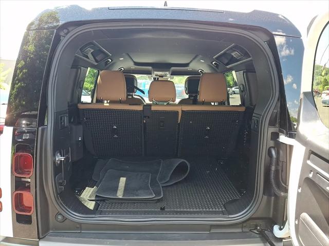 2025 Land Rover Defender 110 P500 X-Dynamic SE