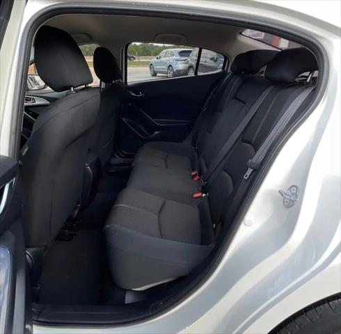 2018 Mazda Mazda3 Sport