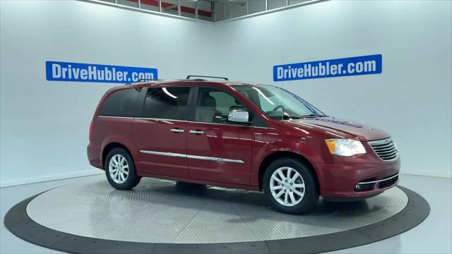2015 Chrysler Town & Country Limited Platinum