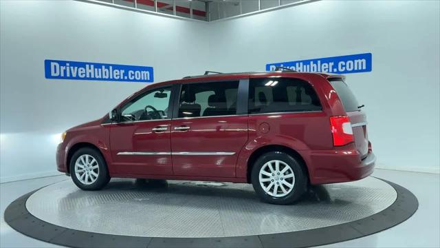 2015 Chrysler Town & Country Limited Platinum