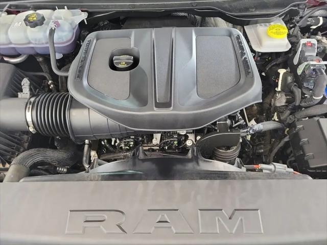 2025 Ram 1500 Big Horn Crew Cab 4x4 5'7" Box