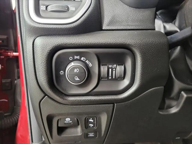 2025 Ram 1500 Big Horn Crew Cab 4x4 5'7" Box