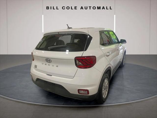 2025 Hyundai Venue SE