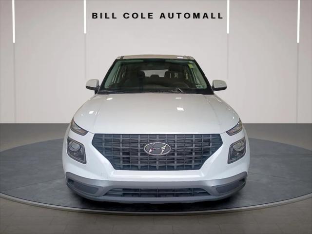 2025 Hyundai Venue SE