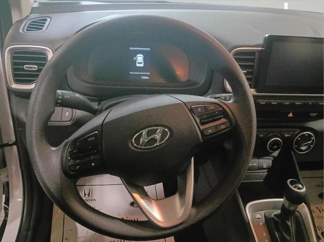 2025 Hyundai Venue SE