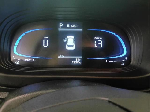 2025 Hyundai Venue SE