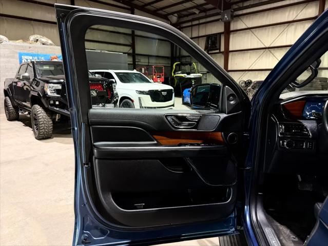2019 Lincoln Navigator Select