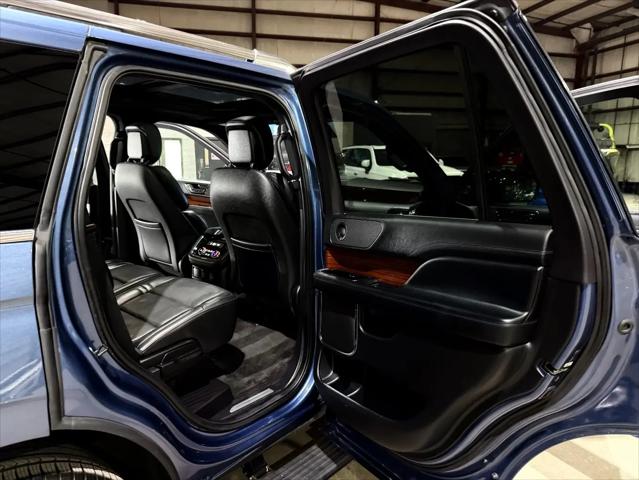 2019 Lincoln Navigator Select