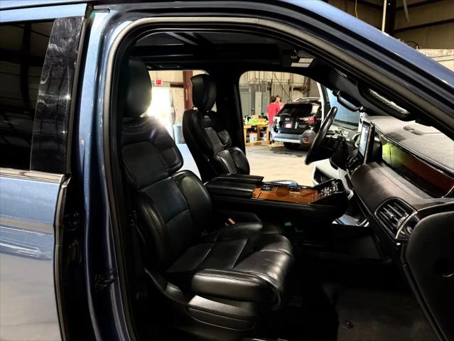 2019 Lincoln Navigator Select