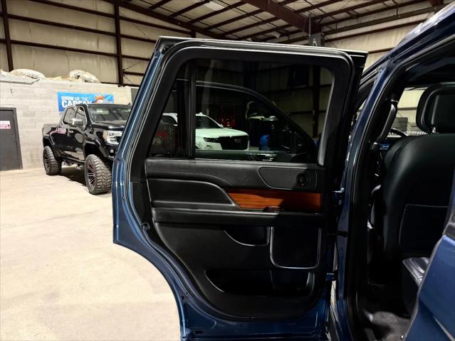 2019 Lincoln Navigator Select