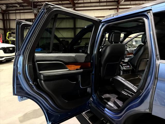 2019 Lincoln Navigator Select