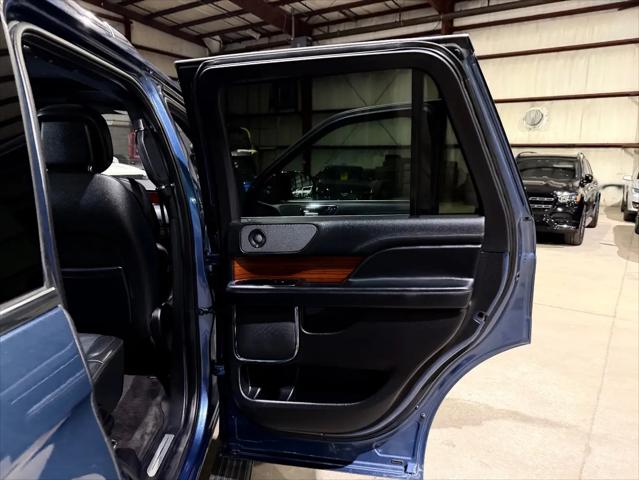 2019 Lincoln Navigator Select