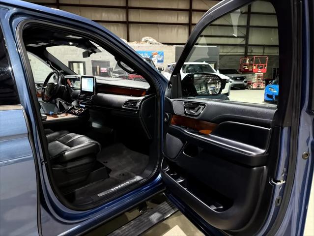 2019 Lincoln Navigator Select