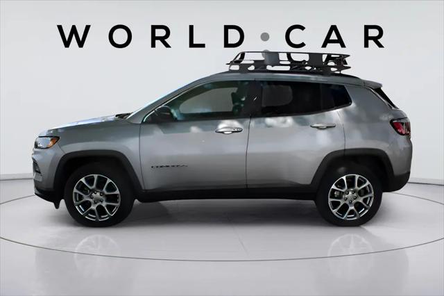2022 Jeep Compass Latitude Lux 4x4
