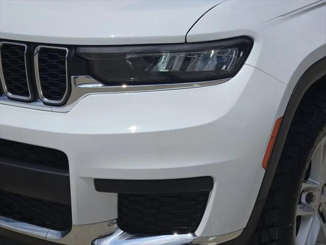 2023 Jeep Grand Cherokee L Laredo 4x4