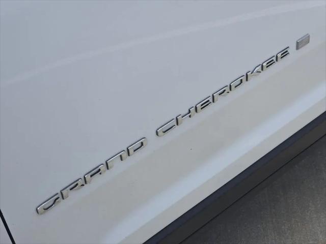 2023 Jeep Grand Cherokee L Laredo 4x4