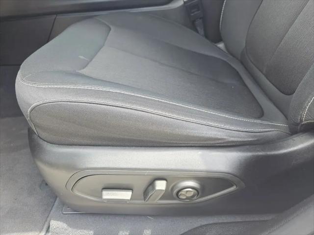 2023 Jeep Grand Cherokee L Laredo 4x4