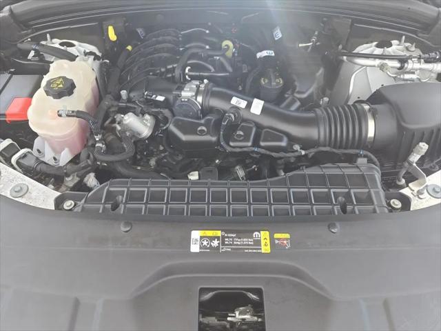 2023 Jeep Grand Cherokee L Laredo 4x4