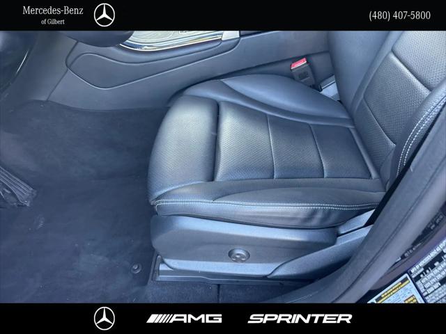 2022 Mercedes-Benz GLC SUV
